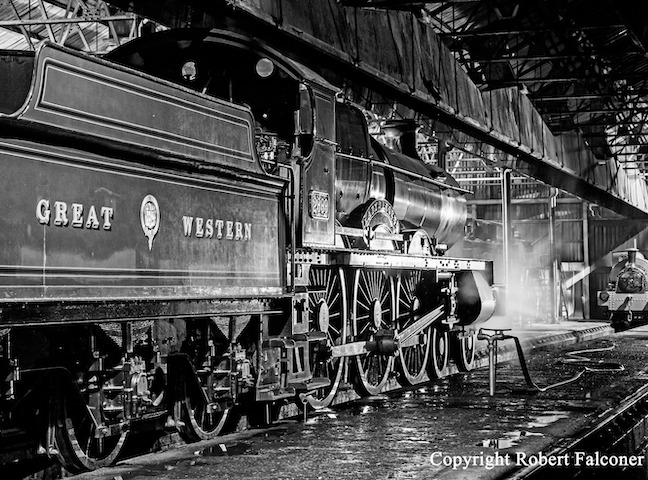 A late summer evening of photography at Didcot Railway Centre with the newly outshopped GWR Saint